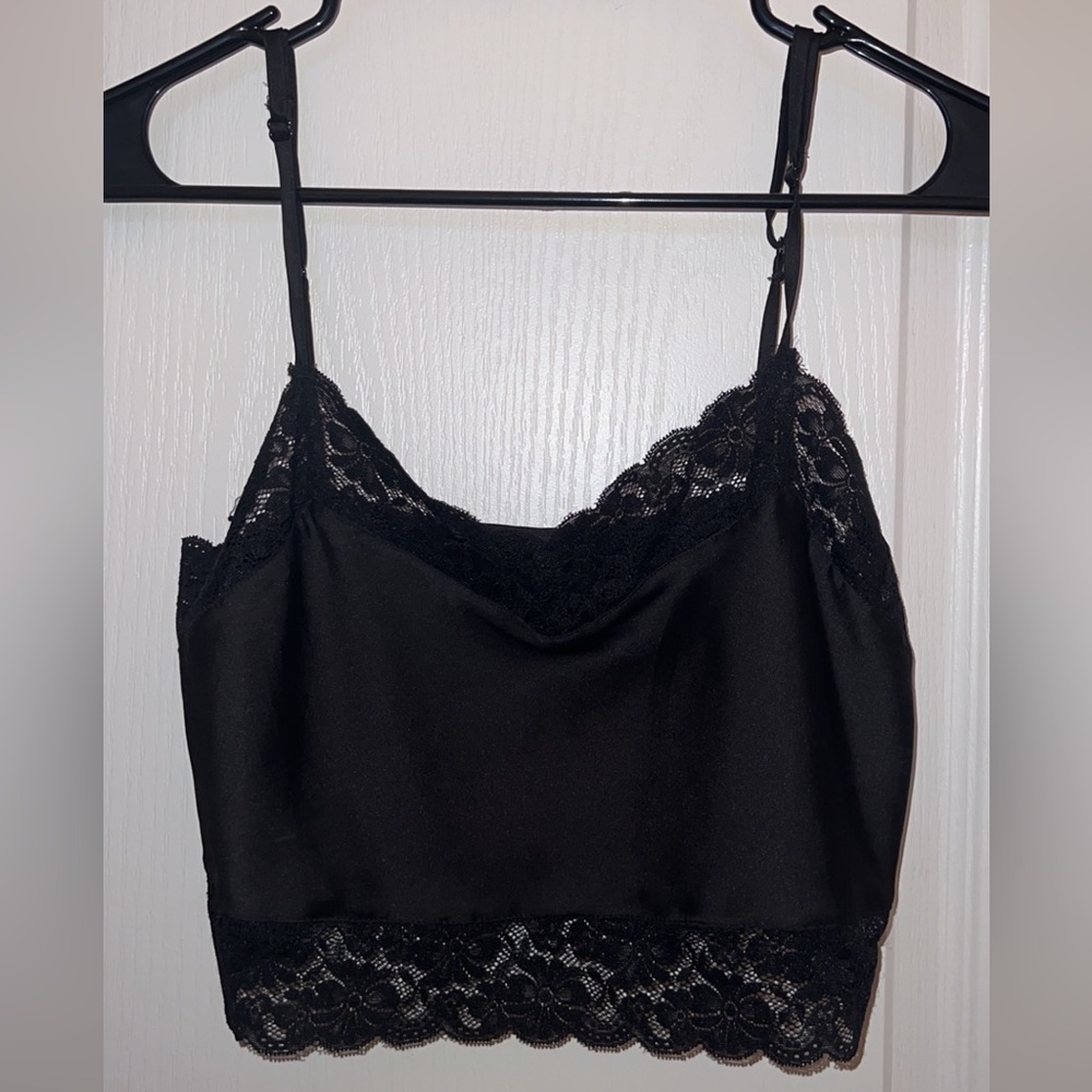 Lace crop top